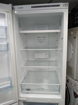 Nevera Bosch No Frost 1.85x60cm