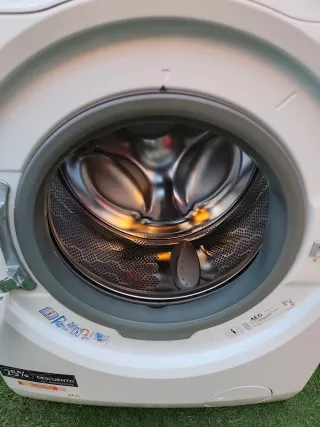 Lavadora AEG 8kg 1200rpm