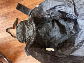 Manta cubrepiernas TUCANO con velcro