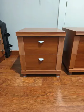 Mesitas de noche de madera