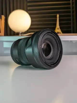 COMO NUEVO | Sigma 18-50mm F2.8 DC DN Sony E