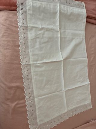 Federa cuscino bianca con pizzo