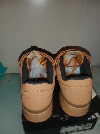 Zapatillas Adidas Forum Marrones talla 44