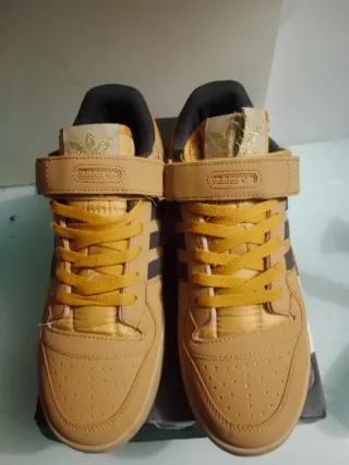 Zapatillas Adidas Forum Marrones talla 44