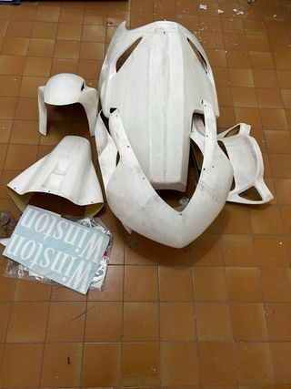 Carene pista CBR 2004