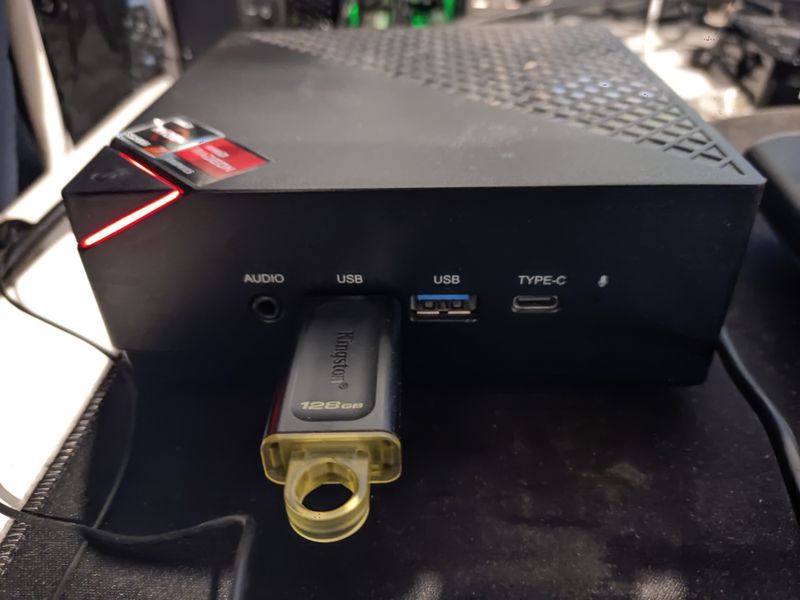 Mini PC AMD Ryzen 7 afbeelding 2