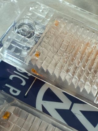 Tulipas HELLA Golf Mk1