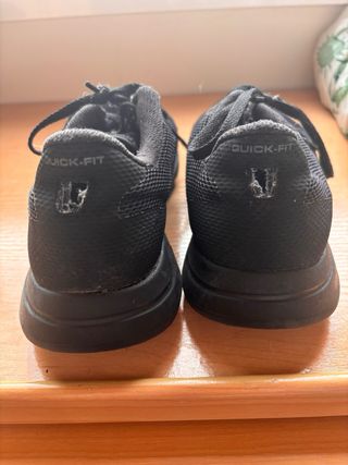 Zapatillas Skechers Negras