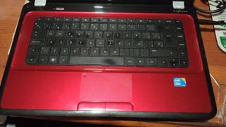 Portátil HP i3 Rojo