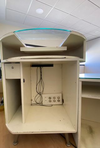 Mostrador Recepción Verde y Blanco