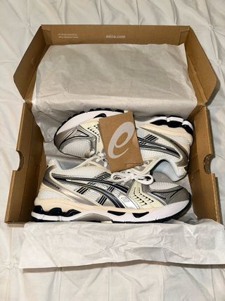 Asics Gel-Kayano 14 Plata/Blanco