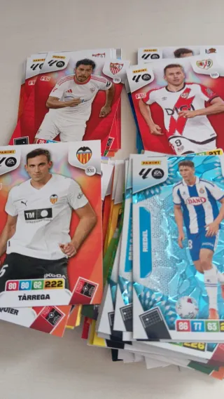 100 Cartas Panini Adrenalyn XL 25-26. SIN repetir