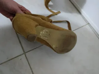 Stivali donna scamosciati con lacci