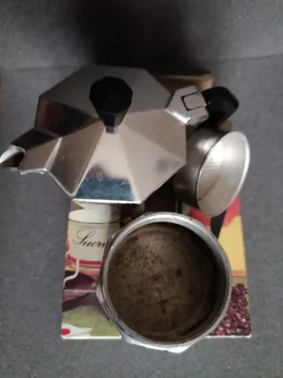 Caffettiera Moka Argento e Nero