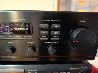 Denon DRA-585RD Amplificador Receptor Estéreo