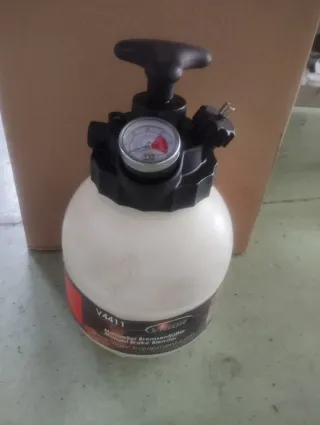 Equipo purga frenos VIGOR V4411