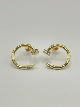 PENDIENTES CLAVO HUECO. Oro 18k.