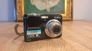 Cámara Digital Fujifilm FinePix A170 10.2 MP Negra