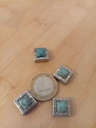 4 abalorios Zamak baño plata con turquesa