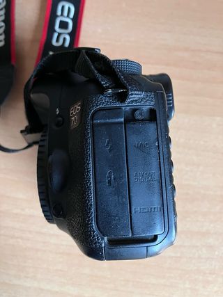 Cámara Canon EOS 7D (cuerpo)