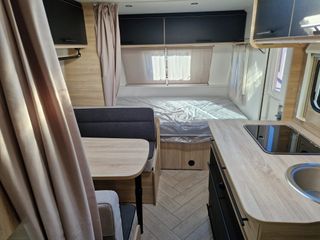 Caravana Caravelair 496 Sport Line 3 ambientes