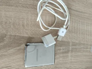 iPod Nano 3ª Gen 4GB Plata