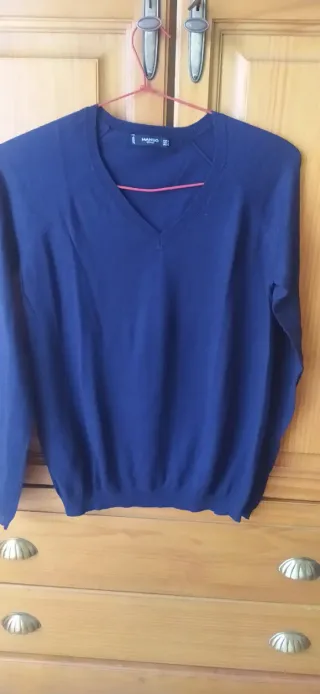 Lote 2 jerseys Zara cuello pico talla M