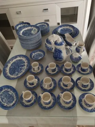 Vajilla Churchill Azul y Blanca Porcelana