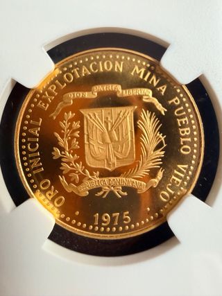Moneda Oro 100 Pesos Dom.Rep. NGC MS 68