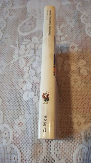 Electrones, Neutrinos y Quarks