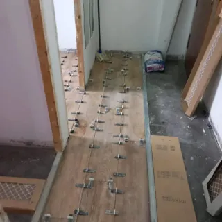 Suelo porcelánico imitación madera