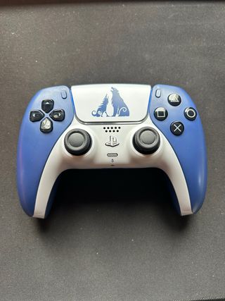 Controller PS5 God of War Ragnarök con joystick magnetici