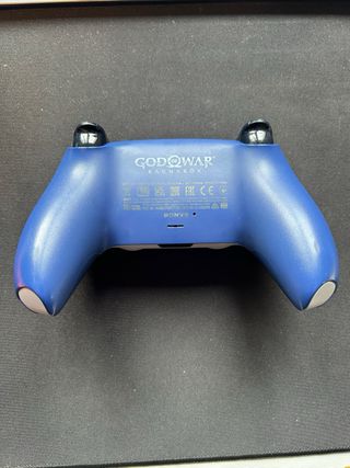 Controller PS5 God of War Ragnarök con joystick magnetici