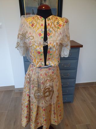 Traje de fallera vintage de niña (1960)