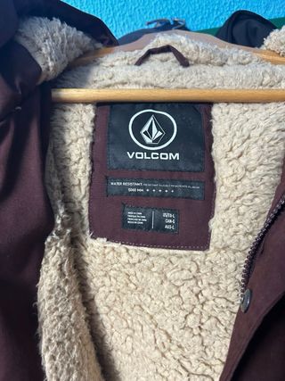 Chaqueta Volcom burdeos forrada
