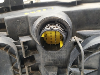 FARO DERECHO FIAT STILO (192) 192A1000