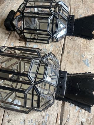 Pareja Faroles Pared antiguos