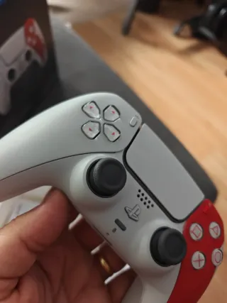 Mando PS5 God of War Edición Limitada + TMR