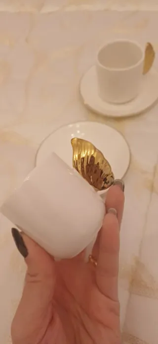 Set 2 Tazzine Caffè con Piattini Oro e Bianco