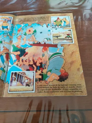 Álbum Asterix en América Panini ( Faltan 4 Cromos)