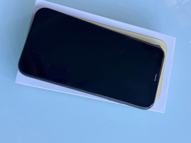 iPhone 11 128GB Negro buen estado