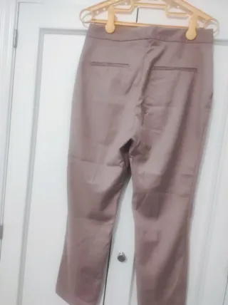 Traje chaqueta y pantalón Zara rosa