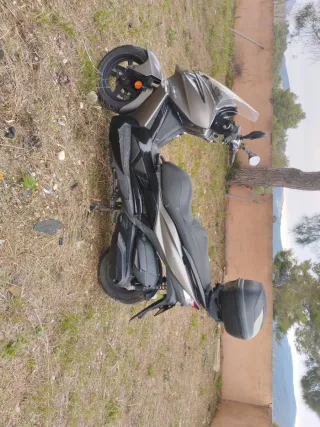 Kawasaki J300 2018 Maxi Scooter