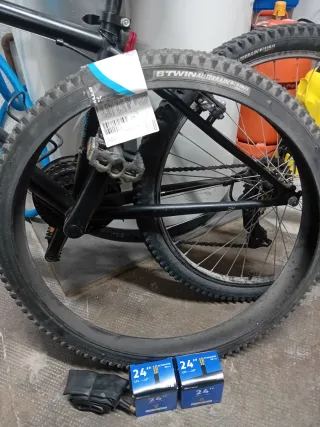 Bicicleta BTWIN Rockrides azul con extras