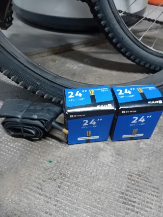 Bicicleta BTWIN Rockrides azul con extras