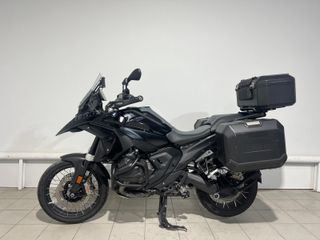 BMW R 1300 GS Triple Black con Maletas