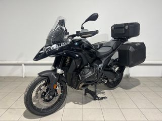 BMW R 1300 GS Triple Black con Maletas