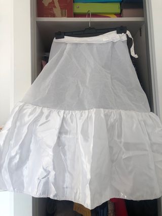 Cancán de niña blanco