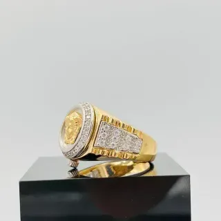 SELLO REDONDO RELOJ MEDUSA Y CIRCONITAS. Oro 18k.