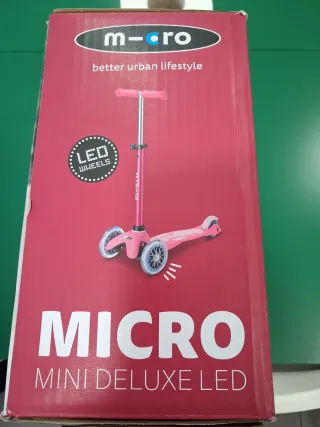 Patinete Micro Mini Deluxe LED Rosa